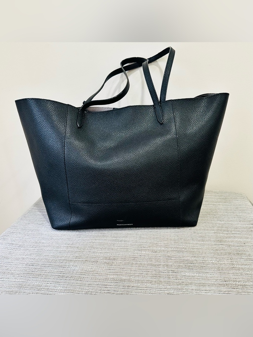 Rebecca Minkoff Women Large Tote Bag Black Open Top Pebbled Leather Logo Pockets